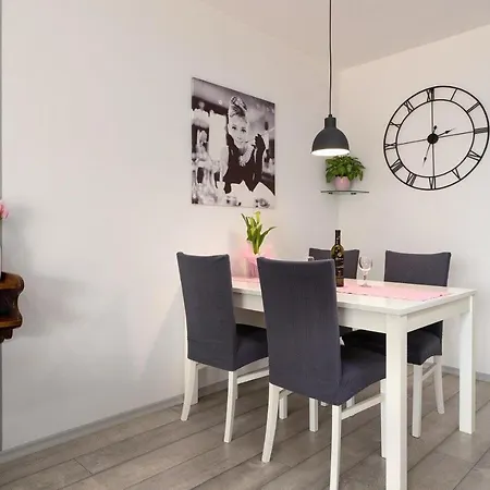Apartament App Dinora Poreč